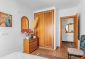 Chalet independiente con terreno en venta en la España, L'Alfàs del Pi, ref: TR416144 foto
