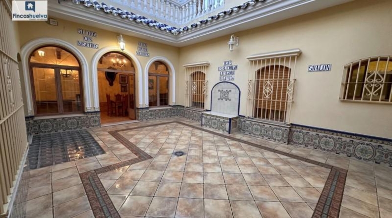 Huelva - Moguer - 764m2