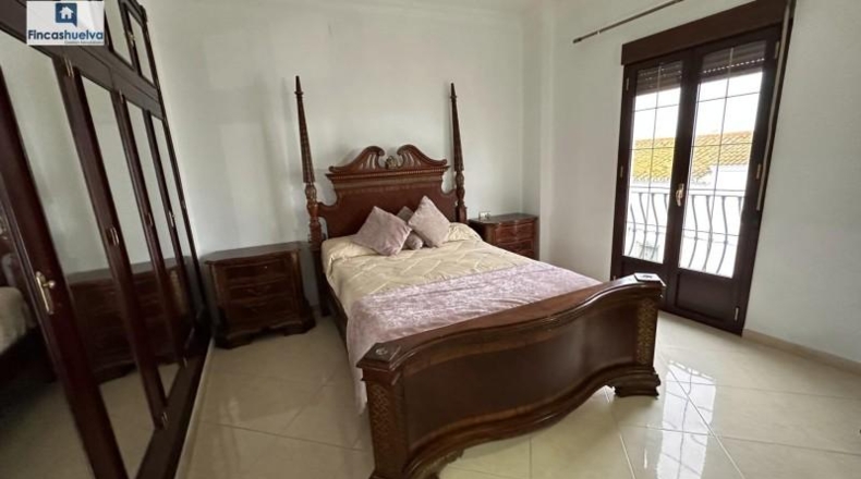 Huelva - Moguer - 764m2