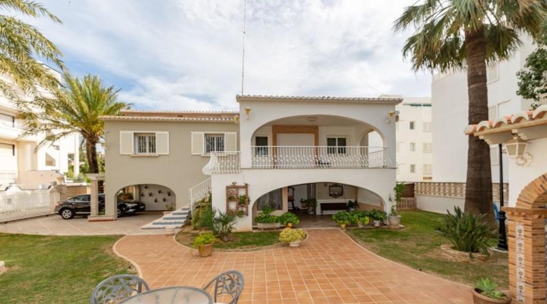 Alicante - Denia - 1043m2