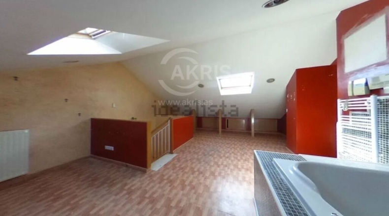 Community of Madrid - Parla - 174m2