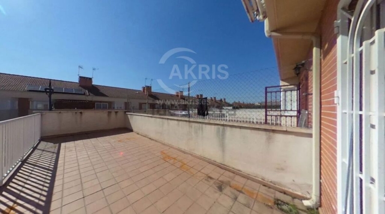 Community of Madrid - Parla - 174m2