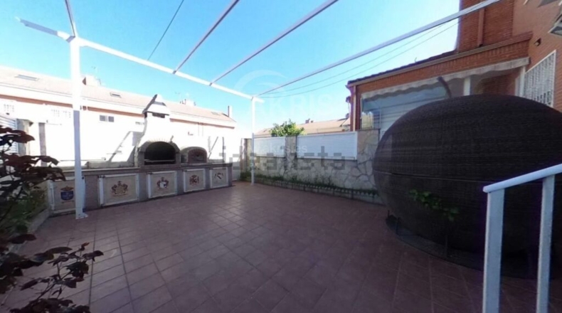 Community of Madrid - Parla - 174m2