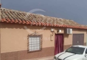 Xalet independent amb terreny en venda a Quero ref.: TR416172 foto
