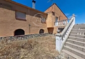Chalet adosado con terreno en venta en Escalona ref: TR416180 foto