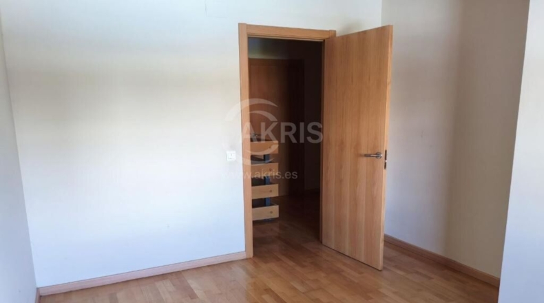 Navarre - Pamplona - 292m2