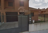 Chalet adosado con terreno en venta en Pamplona ref: TR416186 foto