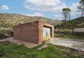 Chalet independiente con terreno en venta en Barcelona ref: TR416187 foto
