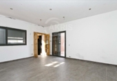 Chalet independiente con terreno en venta en Barcelona ref: TR416187 foto