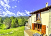 Chalet independiente con terreno en venta en Teruel ref: TR416204 foto