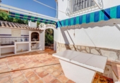 Chalet independiente con terreno en venta en Calpe ref: TR416205 foto