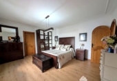 Villa con terreno en venta en la España, Linares, ref: TR416215 foto