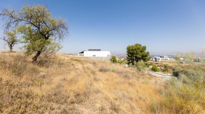 Granada - La Zubia - 656m2