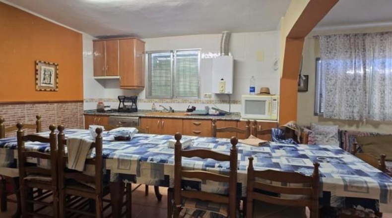 Valencia - Llíria - 1600m2