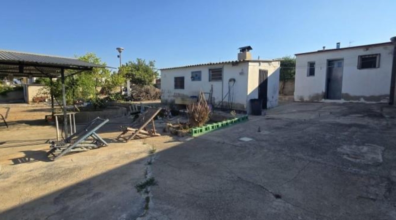 Valencia - Llíria - 1600m2