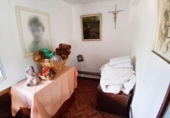 Отдельно стоящий дом с участком на продажу в городе Nembra de Aller Фото