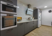 Casa de pueblo en venta en la España, Santiponce, ref: TR416300 foto
