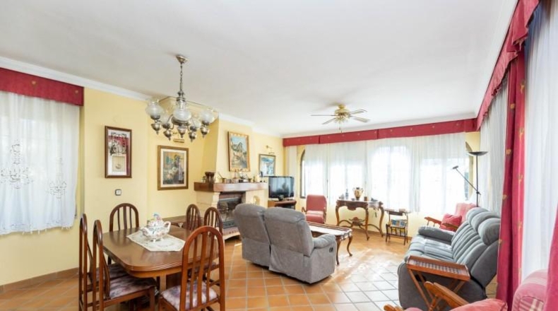 Granada - Albolote - 549m2