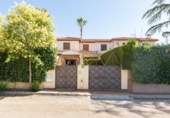 Chalet independiente con terreno en venta en la España, Albolote, ref: TR416333 foto