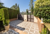 Chalet independiente con terreno en venta en la España, Albolote, ref: TR416333 foto