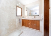 Chalet independiente con terreno en venta en la España, Albolote, ref: TR416333 foto