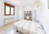 Chalet independiente con terreno en venta en la España, Albolote, ref: TR416333 foto