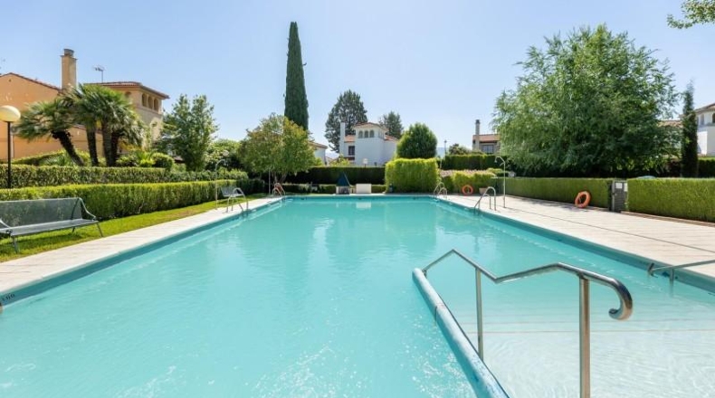 Granada - Albolote - 344m2