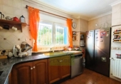 Chalet independiente con terreno en venta en la España, Ontinyent, ref: TR416339 foto