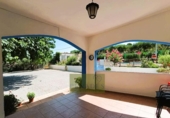 Chalet independiente con terreno en venta en la España, Ontinyent, ref: TR416339 foto