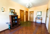 Chalet independiente con terreno en venta en la España, Ontinyent, ref: TR416339 foto
