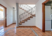 Chalet independiente con terreno en venta en la España, Villa de Otura, ref: TR416346 foto