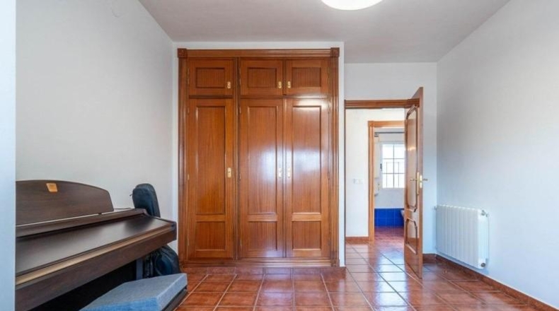 Granada - Villa de Otura - 629m2