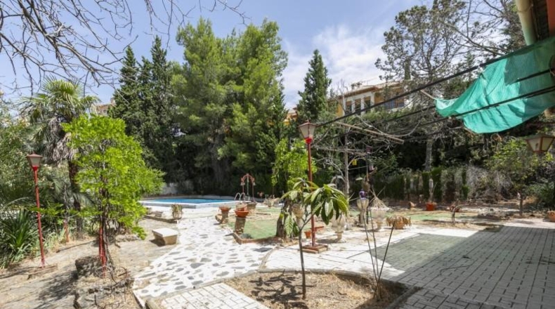Granada - Cenes de la Vega - 1000m2