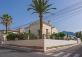 Chalet independiente con terreno en venta en la España, Nerja, ref: TR346428 foto