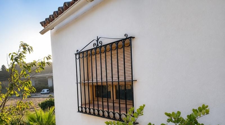 Málaga - Estepona - 20000m2