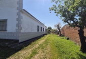 Chalet independiente con terreno en venta en Badajoz ref: TR416366 foto