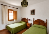 Chalet independiente con terreno en venta en Jaén ref: TR416397 foto