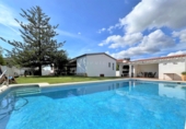 Chalet independiente con terreno en venta en Benicasim ref: TR416413 foto