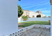 Chalet independiente con terreno en venta en Benicasim ref: TR416413 foto