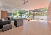 Chalet independiente con terreno en venta en Benicasim ref: TR416413 foto