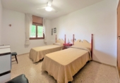 Chalet independiente con terreno en venta en Benicasim ref: TR416413 foto