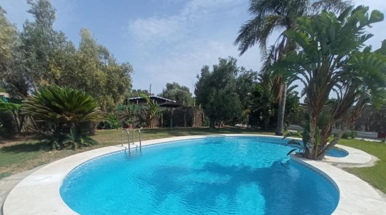 Cadiz - Puerto Real - 2800m2