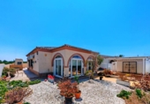 Chalet independiente con terreno en venta en la España, Chiclana de la Frontera, ref: TR416448 foto