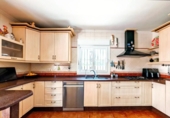 Chalet independiente con terreno en venta en la España, Chiclana de la Frontera, ref: TR416448 foto