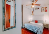 Chalet independiente con terreno en venta en la España, Chiclana de la Frontera, ref: TR416448 foto