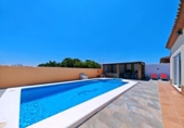 Chalet independiente con terreno en venta en la España, Chiclana de la Frontera, ref: TR416448 foto