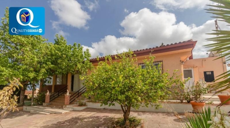 Alicante - Agost - 2000m2