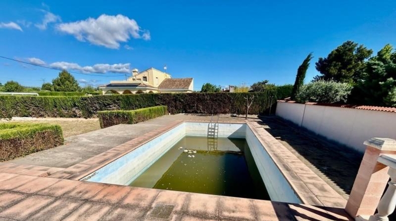 València - Godelleta - 2600m2