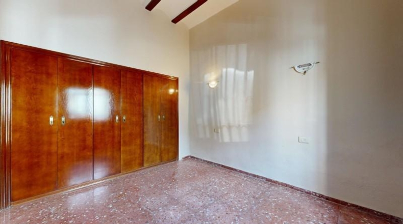 Valencia - Montserrat - 196m2