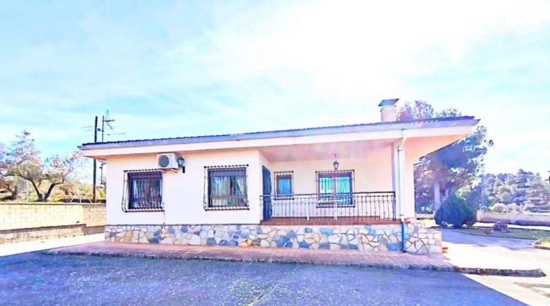 Alicante - Banyeres de Mariola - 14940m2